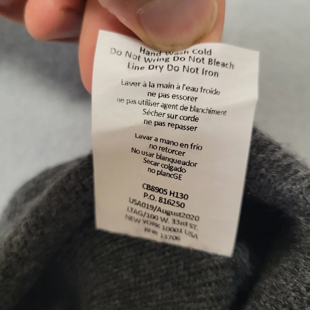 Carhartt excellent gently